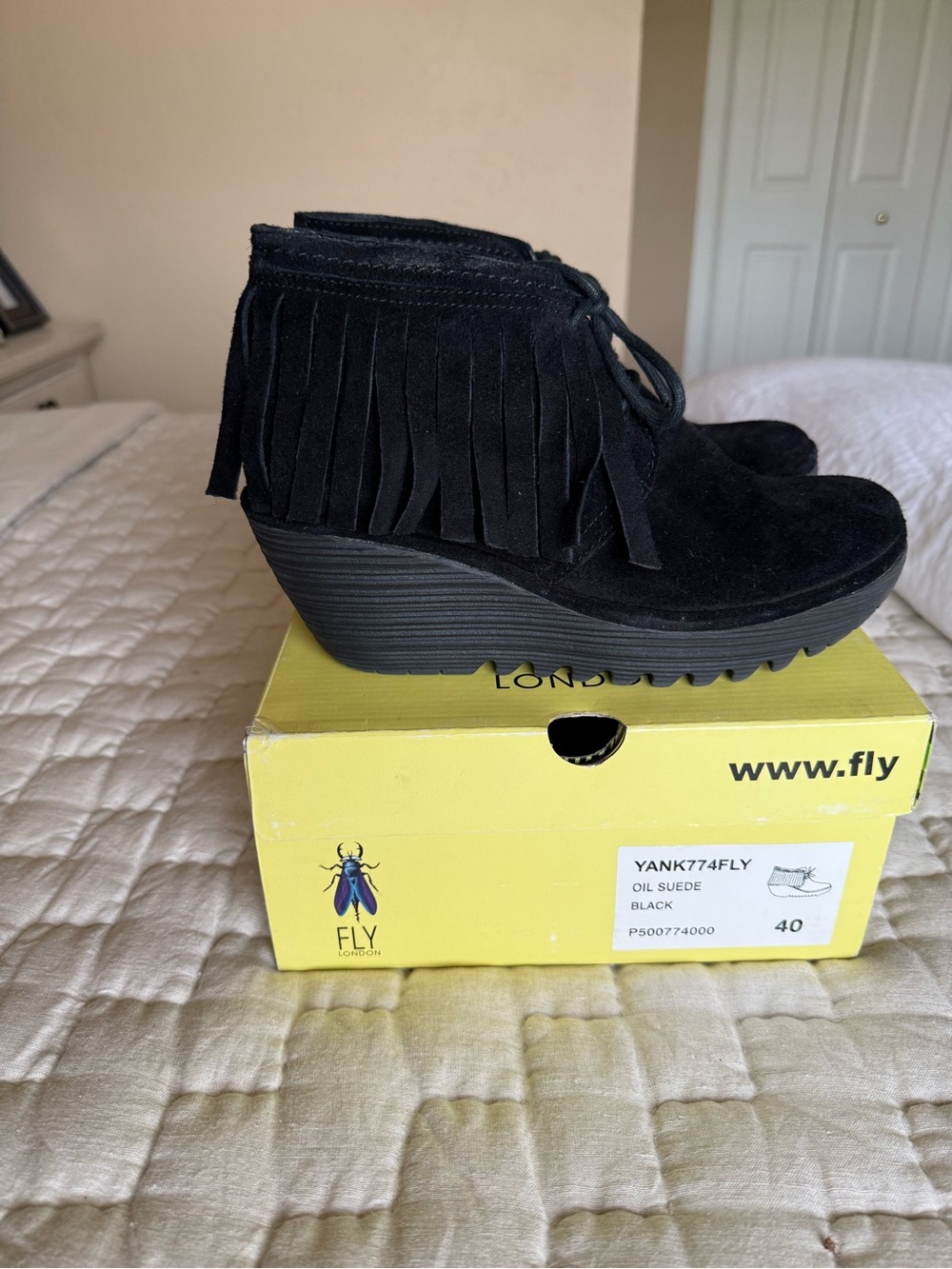 Fly London Yank774 black suede fringe boot size size 40EU or 9 US